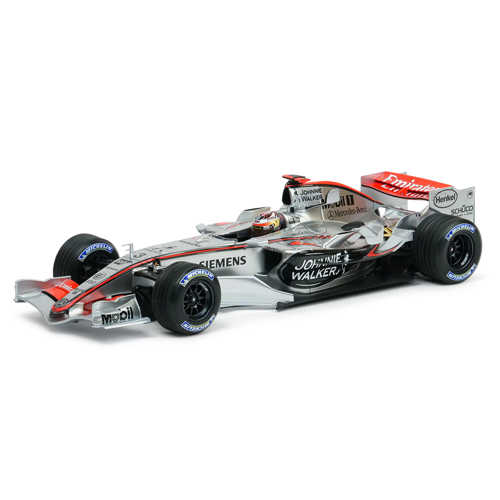 MINICHAMPS 1/18スケール マクラーレン メルセデス MP4/21 K.ライコネン 2006 シルバー 530061803｜フェラーリ・グッズの店 BENEROSSO