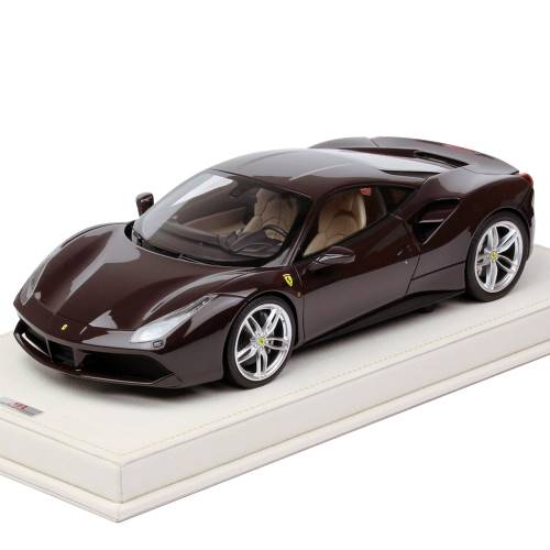 入手困難 UU モデル 夜光機能 1/18 フェラーリ 488 ピスタ ミニカー お得セット 入手困難 UU モデル 夜光機能 1/18 フェラーリ 488