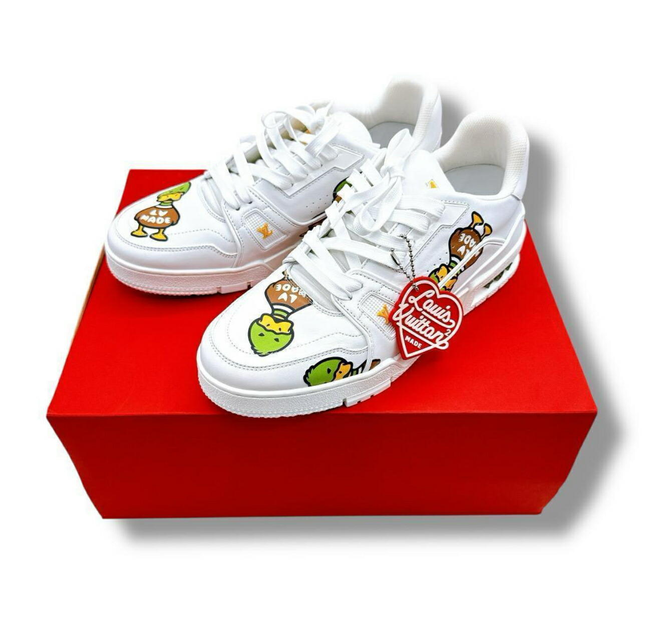 【美品】LOUIS VUITTON Zig Zag ジグザグ ラインスニーカー白 美品】LOUIS VUITTON Zig Zag ジグザグ ラインスニーカー白