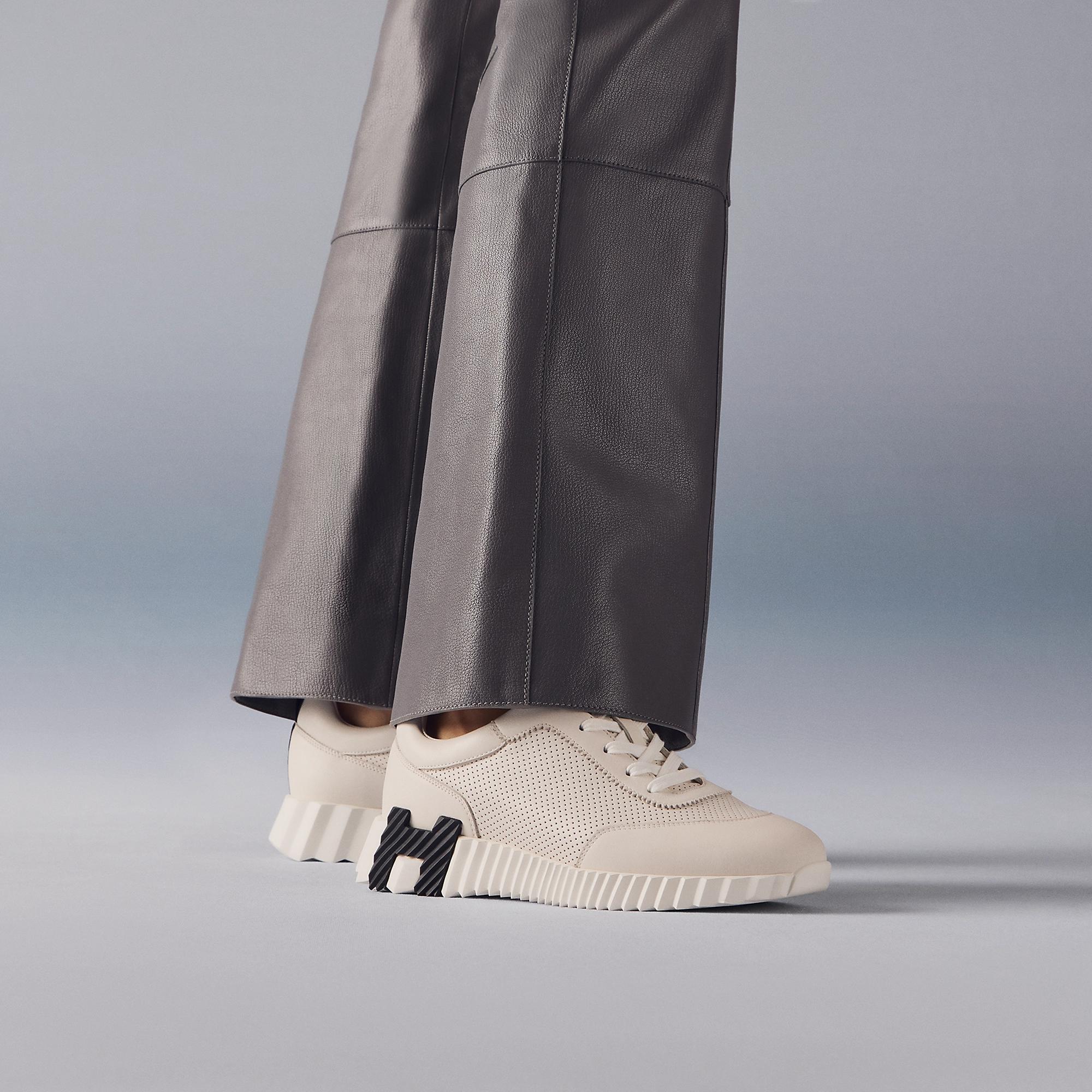 【新品負けず劣らず・未当て嵌める】HERMES エルメス スニーカー 《 バウンシング 》  エクリュ 置き目撥ねのける ヴォー・ペルフォレ/子ウシ 白いこと スニーカー レディース 中古