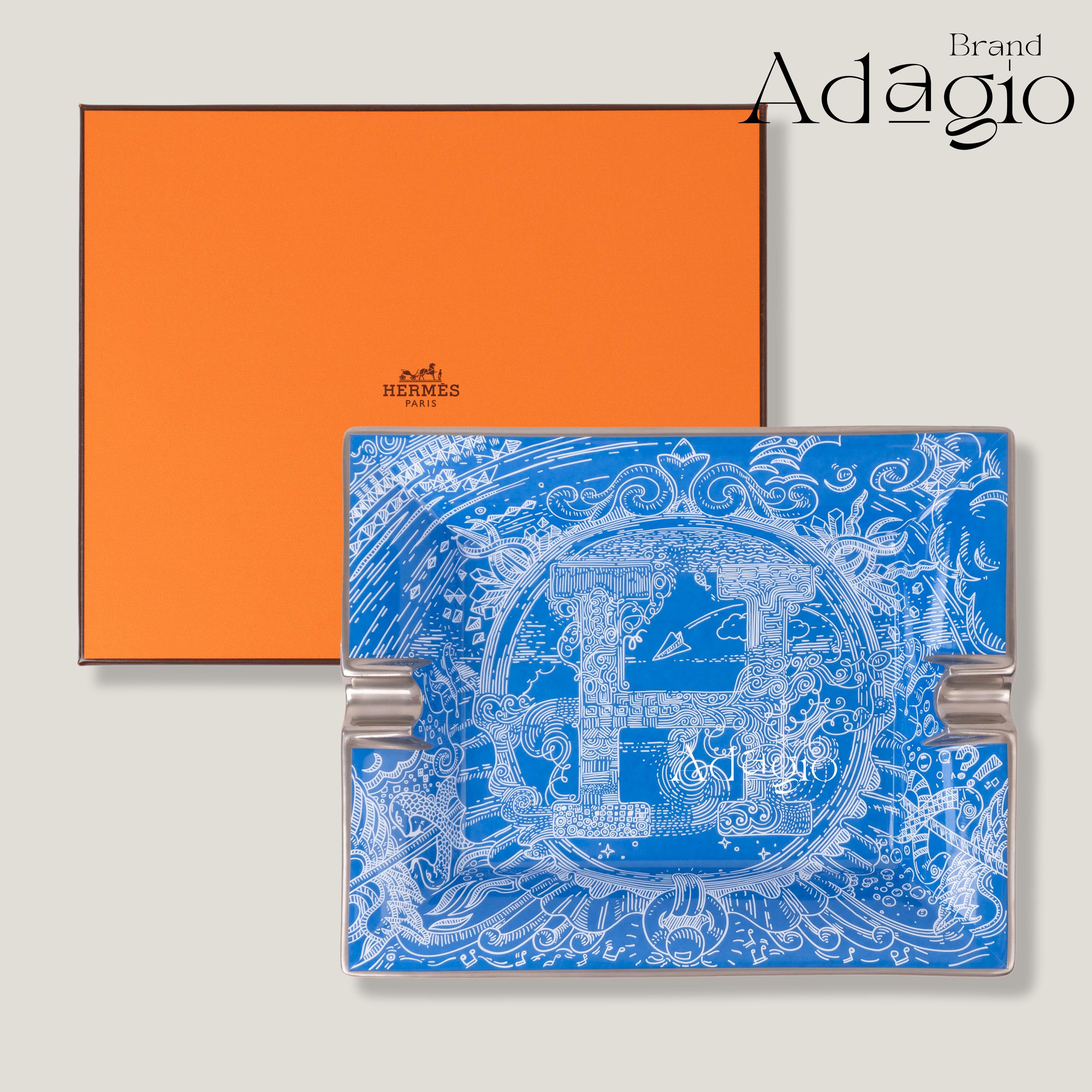 【新品負けず劣らず・未当て嵌める】HERMES エルメス 灰皿 プリーズ・ホールド・ザ・ライン 青緑色  青碧 しろがね色 かざり付ける 瀬戸もの 瀬戸もの  食器（中古）