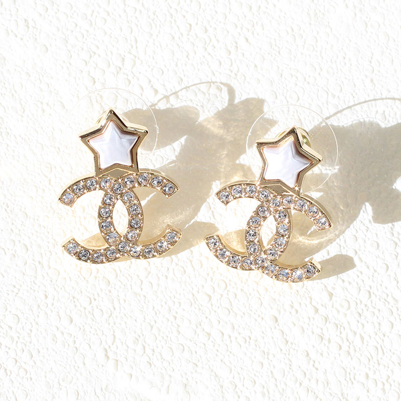 【シャネル】ハートなピアス レジン、シルク & ストラス CHANEL シャネル ピアス CCマーク メタル レジン ストラス