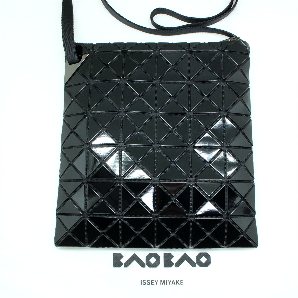 BAOBAO バオバオ ISSEY MIYAKE イッセイミヤケ BB81-AG551-15 エナメル