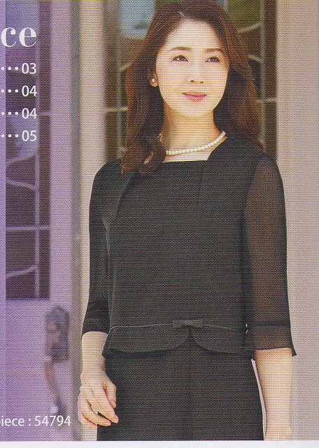 【送料無料・代引き手数料無料】日本製　米沢織 からみ織 夏 フォーマル ワンピース 礼服 女性 サマー 喪服　シンプルデザイン ぺプラムデザイン レディース ワンピース　スクエアーネック (９号,１１号,１３号,１５号) 卒業式 入学式 冠婚葬祭 ブラックフォーマル 喪服 22,629円