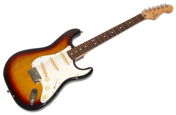 Fender Japan ストラトキャスター ケース付き 付属品あり 3010067359.jpg