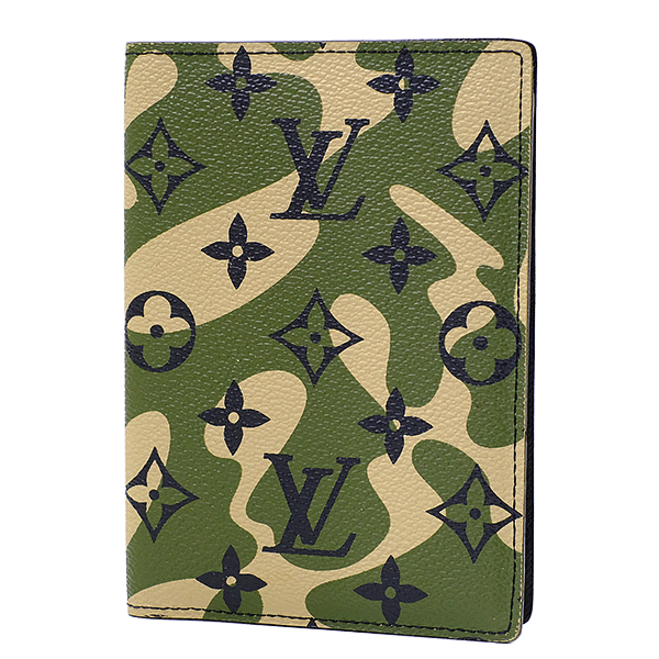 貨物輸送無料 本物 滅多に無い LOUISVUITTON ルイヴィトン クーヴェルテュール・パスポール M58027 モノグラモフラージュ 渡航免状入れもの 化けの皮 8159-6
