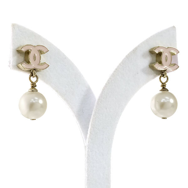 ccロゴ人工パールピアス 大人気【CHANEL】 CCロゴ パール & ストラス ピアス (CHANEL