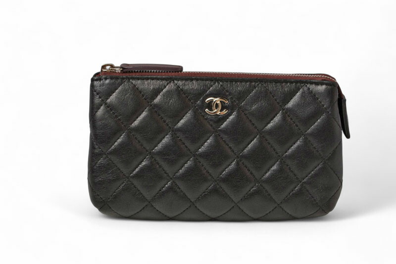 【美品】CHANEL シャネル スポーツライン メイクポーチ セカンドバッグ Amazon | [CHANEL] (シャネル) ロゴ スポーツライン セカンド