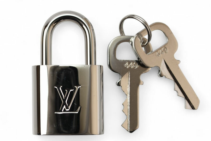 楽天市場】LOUIS VUITTON パドロック ゴールド LV丸ロゴ ブライト