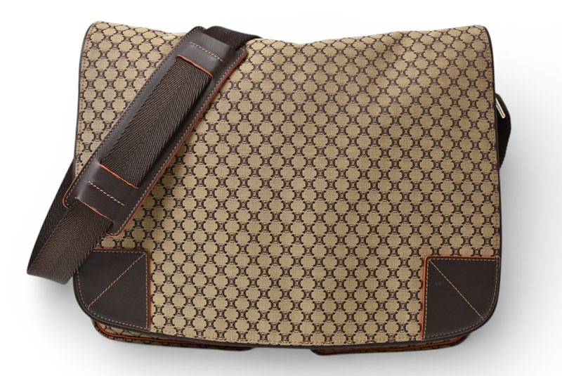セリーヌ ショルダーバッグ CELINE マカダム柄 メッセンジャーバッグ A4対応 ブラウン/ベージュ【中古】｜Import Shop P.I.T.