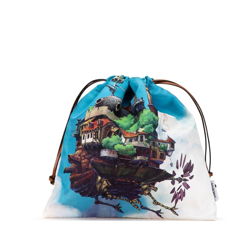 楽天市場】ロエベ ジブリコラボ ハウルの動く城 巾着ポーチ ブルー