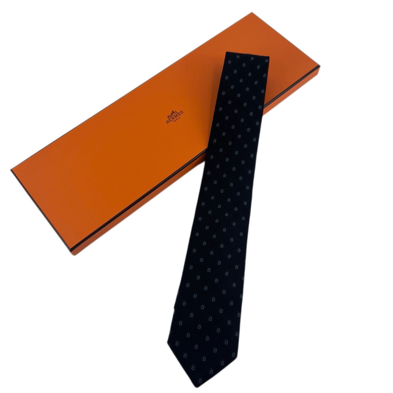 楽天市場】【新品】エルメス HERMES ネクタイ 7 cm グレナディン織り