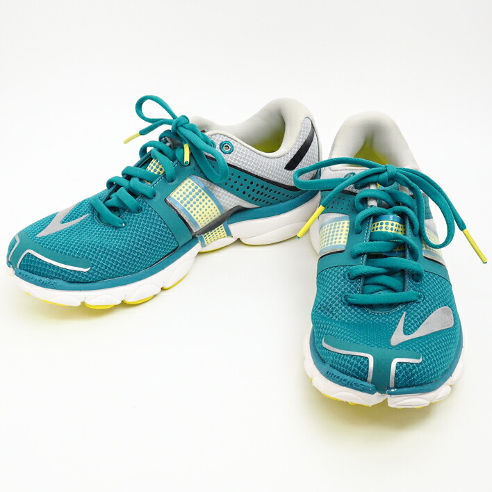 pure flow running shoes