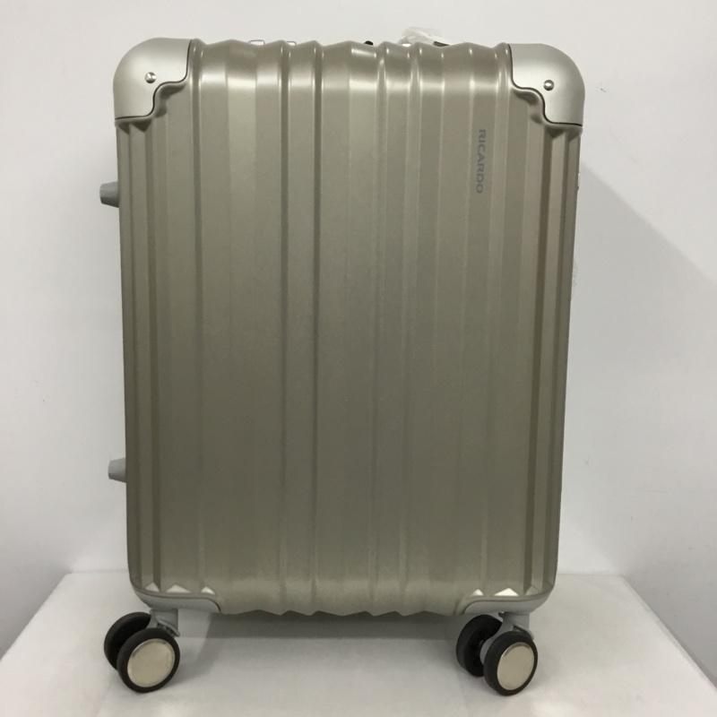 USED 古着 スーツケース、トランク スーツケース、トランク Suit Case RICARDO Aileron Vault 19インチ キャリーバッグ キャリーケース【USED】【古着】【中古】10145231 8,778円