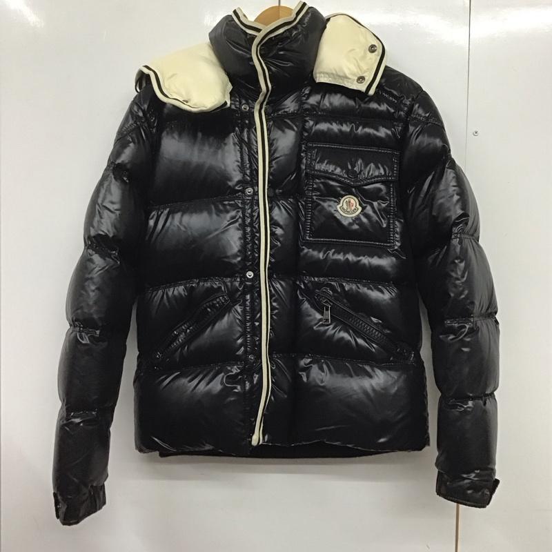 MONCLER モンクレール ジャンパー、ブルゾン ジャケット、上着 Jacket ダウンジャケット アウター フロントボタン【USED】【古着】【中古】10146072