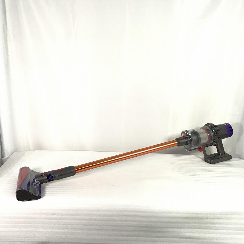 楽天市場】 【中古品】 ダイソン / Dyson Dyson Cyclone V10 Fluffy SV12 FF LF サイクロン／コードレス  スティッククリーナー 2022年製 U6U-JP-REN2079A オレンジ系 モーター式  最長60分(Fluffyクリーナーヘッド使用時は最長40分) 3.5時間 2.58kg 30017916 : クラシカ