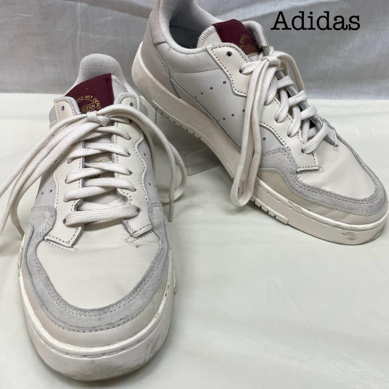 アディダス EF5868 Supercourt Chalk White Burgundy レースアップ ロートップ フラットヒール チョーク ホワイト バーガンディ メンズ 26.0cm ISItems【USED】【古着】【中古】50136565