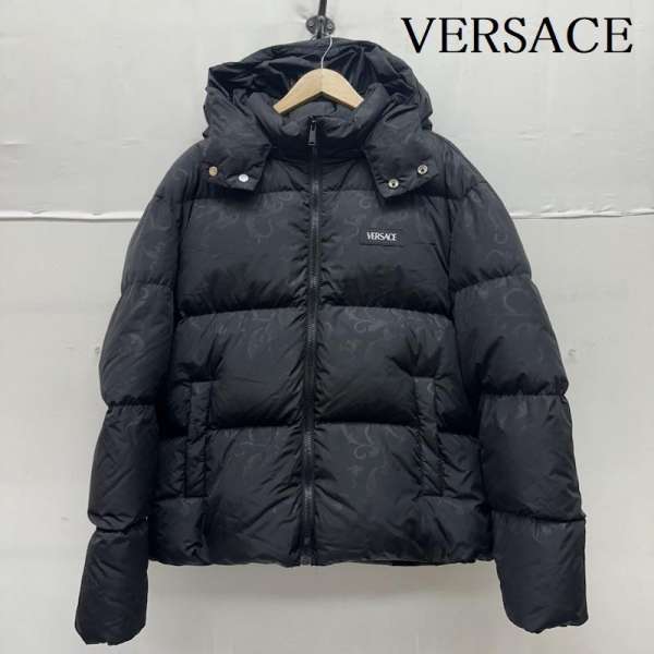 ヴェルサーチ 24年 総柄 ダウン ジャケット 1007432 メンズ 50 ISItems【USED】【古着】【中古】50155911