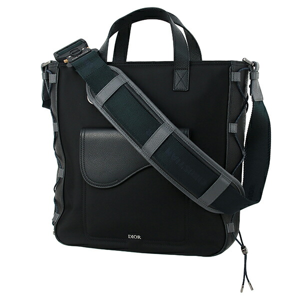 美品【FENDI】メッセンジャーバッグ　ナイロン　ブラック　ポーチ付き フェンディ FENDI FENDI バッグ MELON SMALL メロン スモール 7VA635