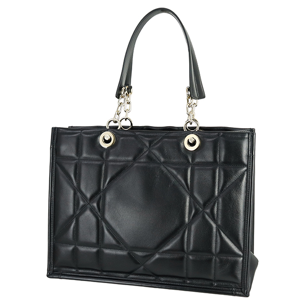 【持てばトレンド感☆】Dior Signature バケットバッグ スモール ディオールより新作「シグネチャー」バケットバッグがデビュー