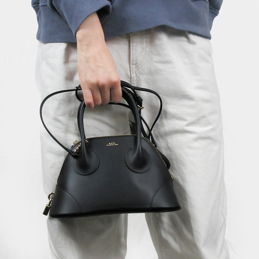楽天市場】APC A.P.C. アーペーセー ショルダーバッグ sac emma