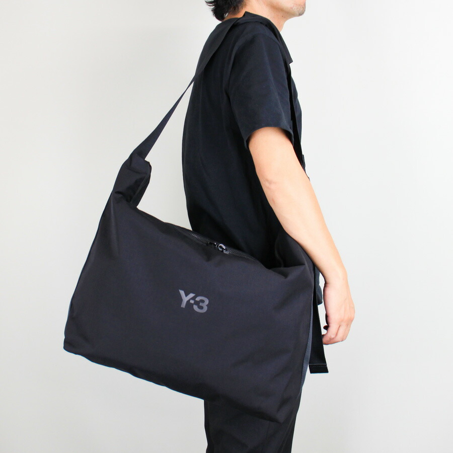 【2WAY】Y-3 ワイスリー ドラム型 ボストンバッグ ダッフルバッグ Y-3（ボストンバッグ）のフリマアイテム一覧