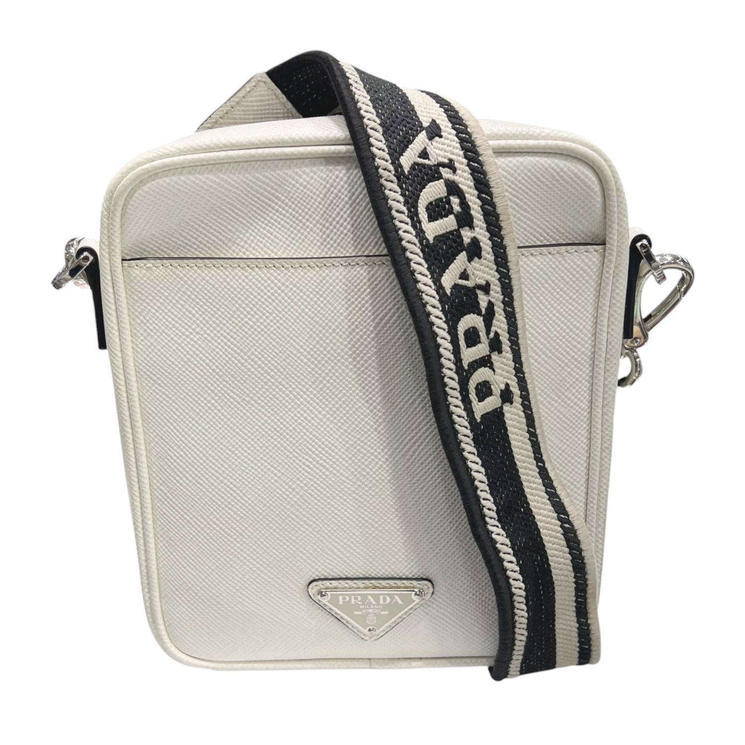 【中古】 PRADA プラダ  2VH154 ３角形ロゴタイプ一皿 サフィアーノ なめし革ショルダーバッグ 曲がった掛け 白いこと  25022078 SA