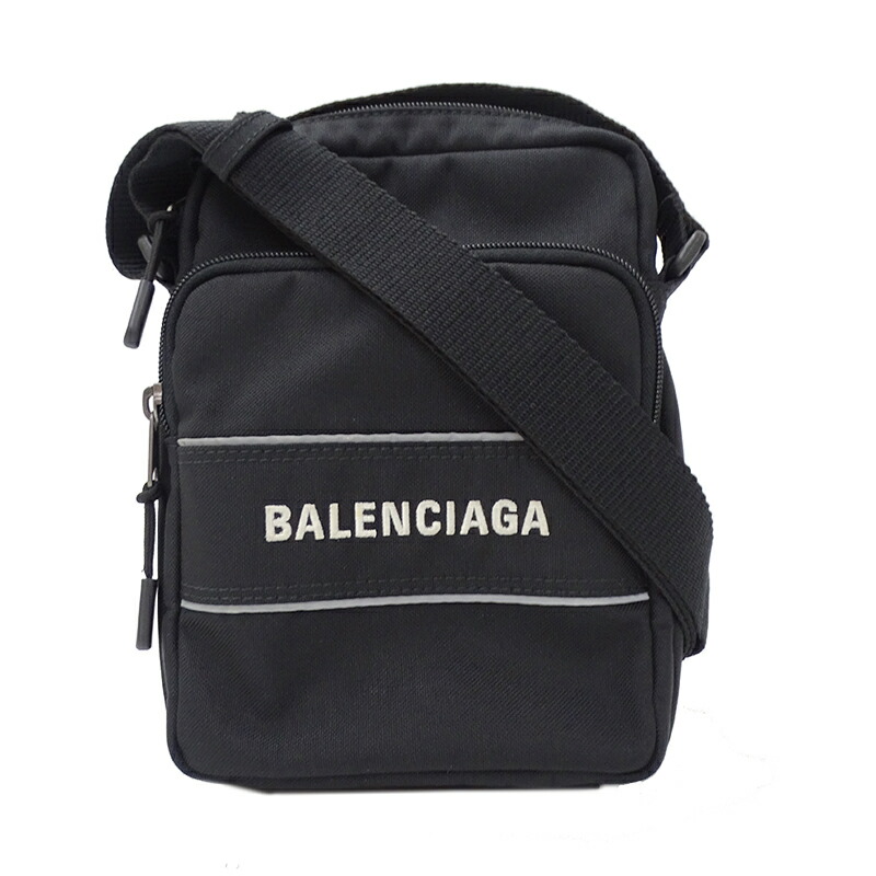【BALENCIAGA】パッド入り ナイロン ロゴ ショルダー バッグ BALENCIAGA】UNITY クロスボディ ポーチ ロゴ マットブラック