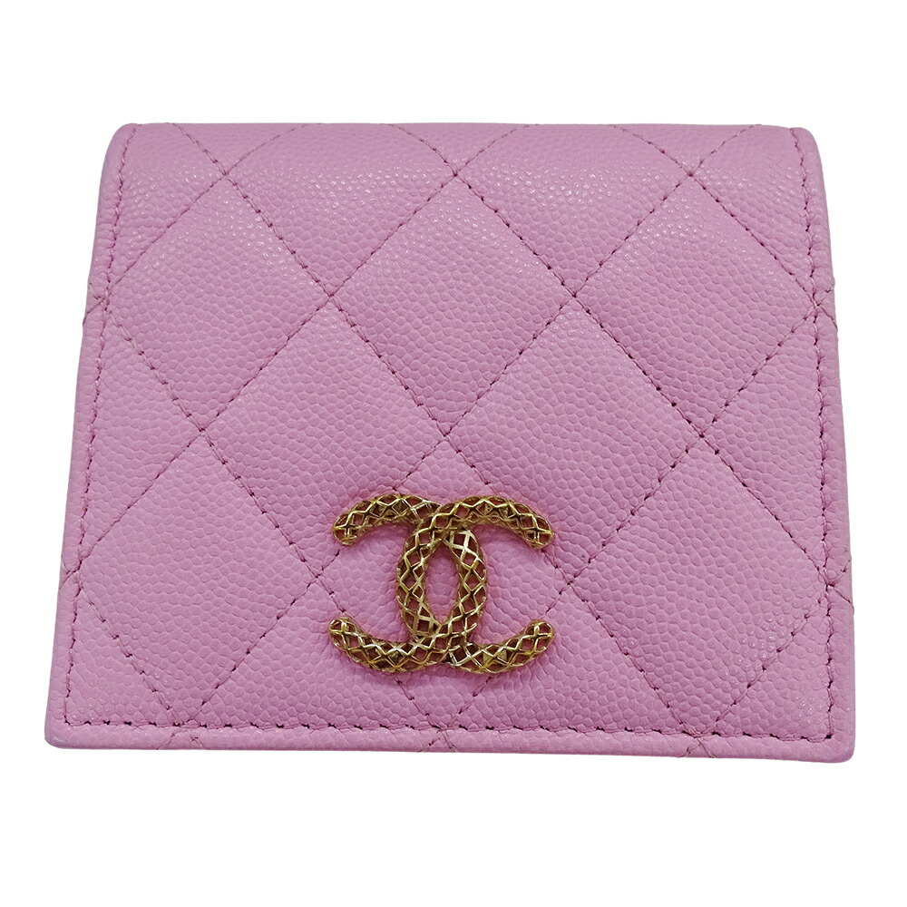 シャネル CHANEL 札入れ レディース ブランド名 二つ折り札入れ キャビア素はだ マトラッセ サクラ色 緑であること ゴールド金具 ココマーク パウダーコンパクト【中古】