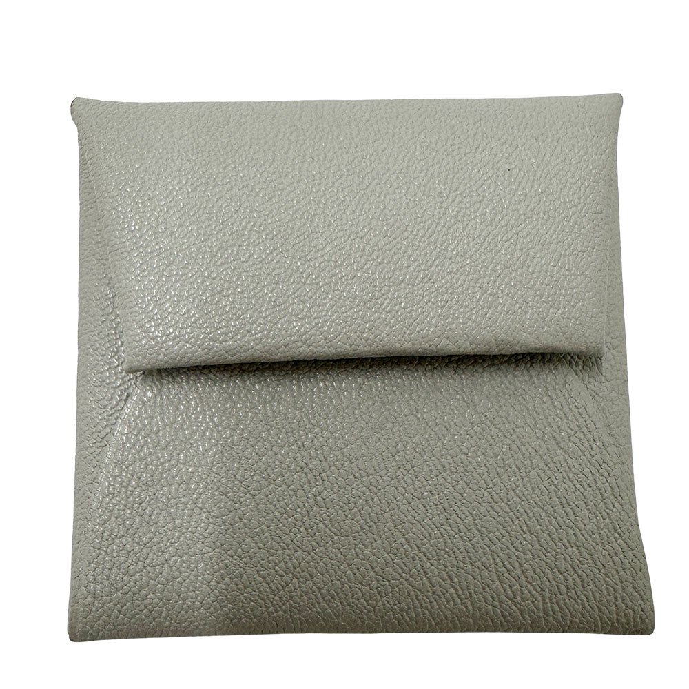 エルメス HERMES 札入れ バスティア レディース メンズ ブランド名 コインケース  シェブルミゾル パール薄墨色 【中古】