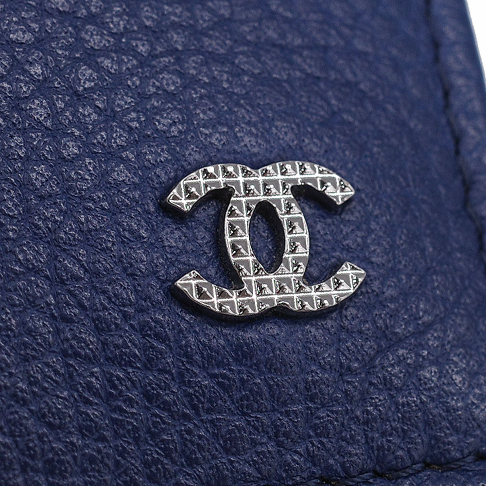 新品 CHANEL シャネル 29番台 キャビアスキン ユニセックス カード 
