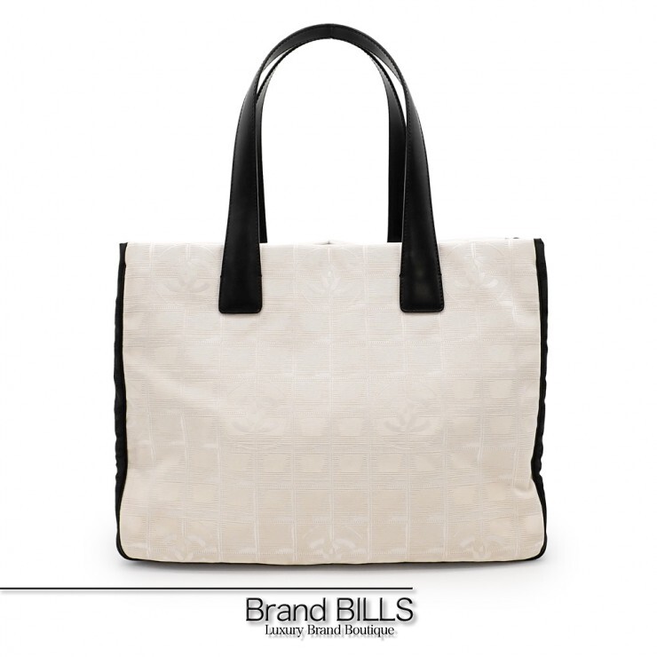 未当て嵌める品 CHANEL シャネル ニュートラベルライン トートMM トートバッグ A15991 ナイロンジャガード バイ色合い 白いこと ジャイアントパンダ レディース 【中古】