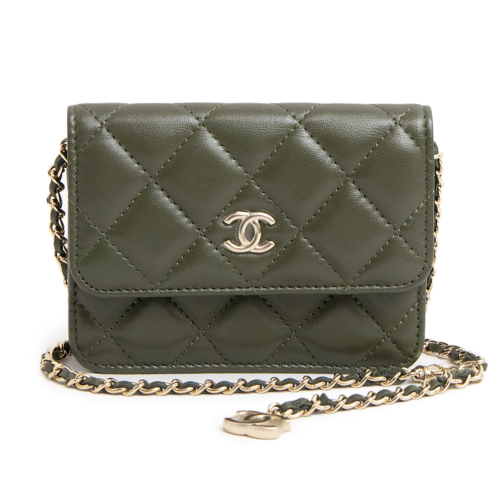 CHANEL マトラッセ　チェーンウォレット ラムスキン　コインケース　財布 CHANEL - シャネル ココマーク マトラッセ ボール クラッチ ミニ