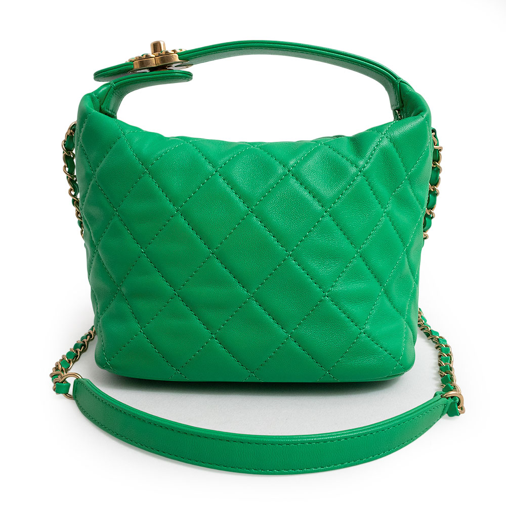 【未使用　展示品】シャネル CHANEL ホーボーバッグ マトラッセ 斜め掛け 2WAY チェーン ショルダー ハンドバッグ ラムスキン レザー グリーン 緑 アンティークゴールド金具 AS1746