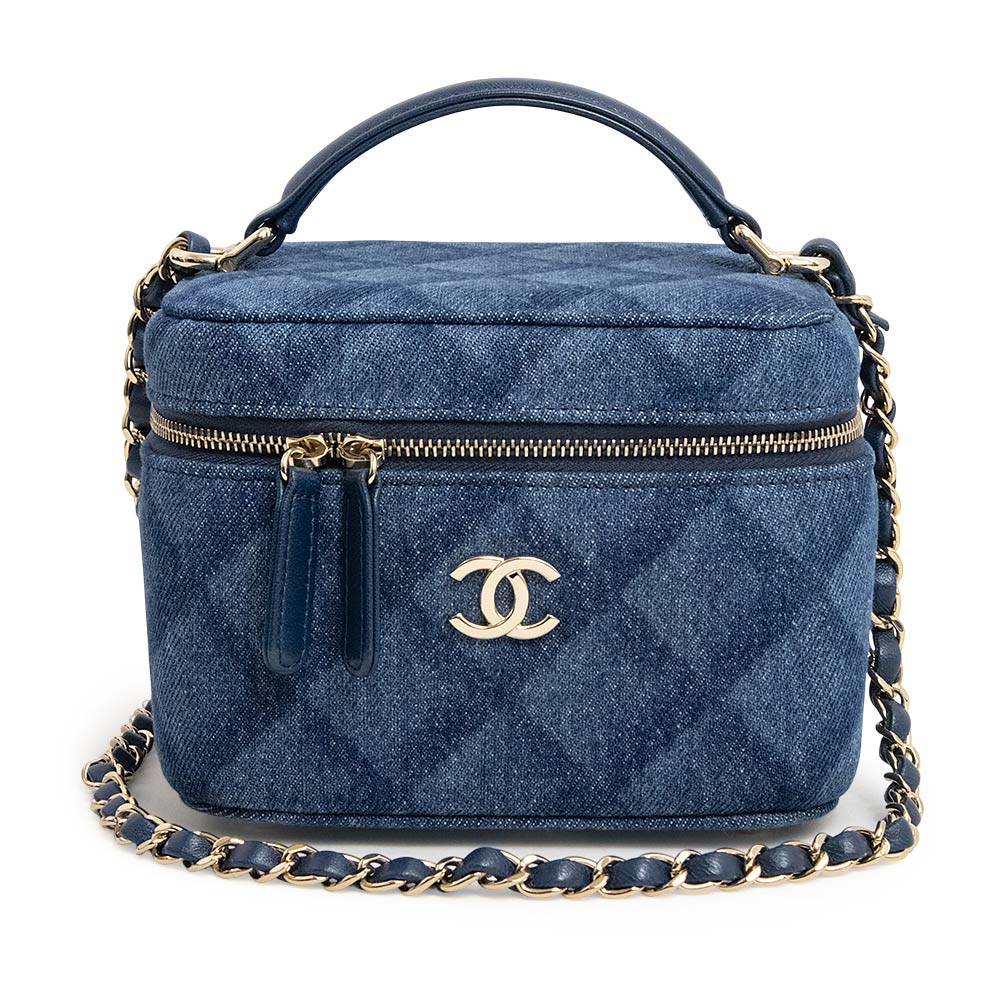 華やか【CHANEL】ハンドル×プレート ストラス ヴァニティバッグ 華やか【CHANEL】ハンドル×プレート ストラス ヴァニティバッグ