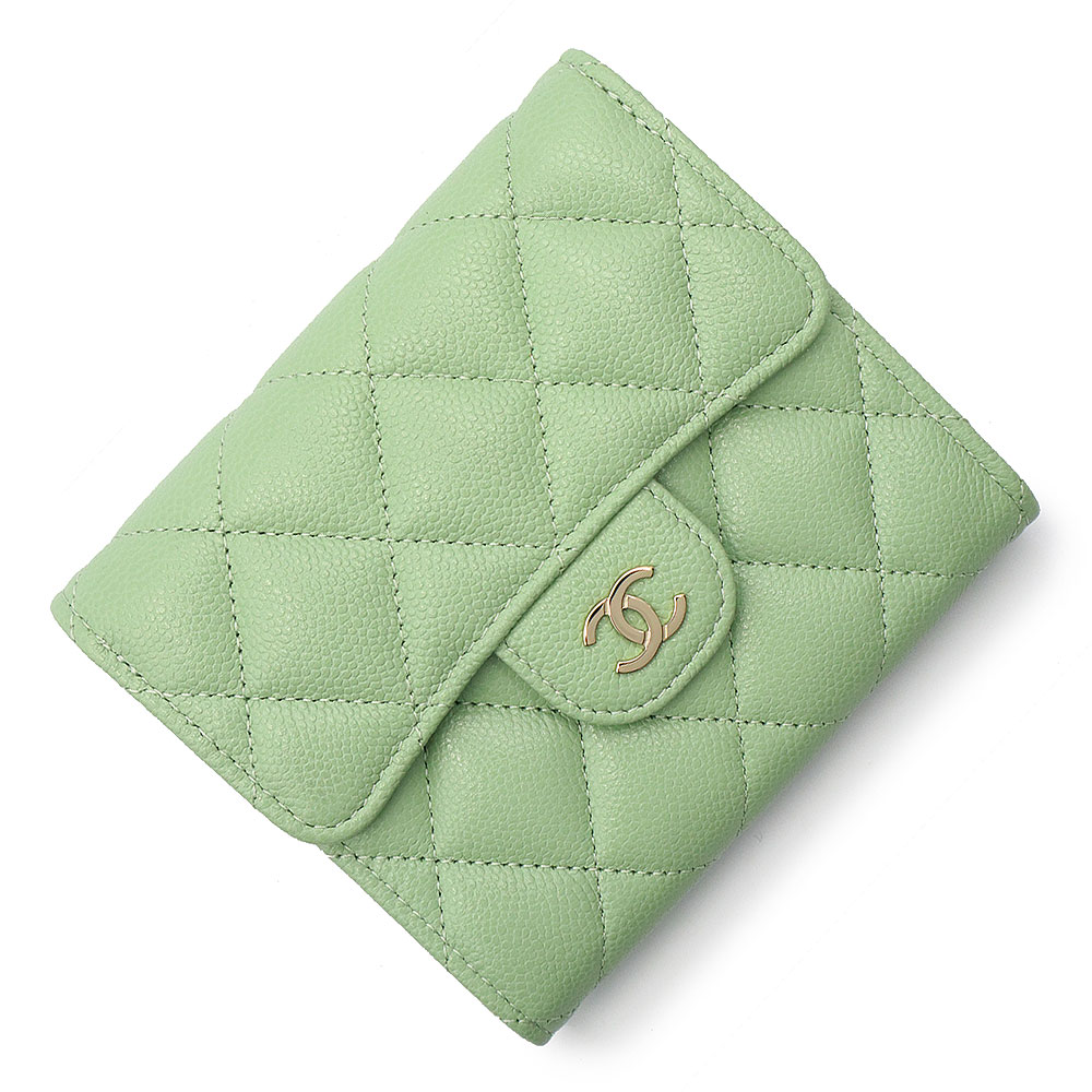 CHANEL 三つ折り ヴィンテージカーフレザー グリーン マトラッセ シャネルマトラッセ コンパクトウォレット ミントグリーン