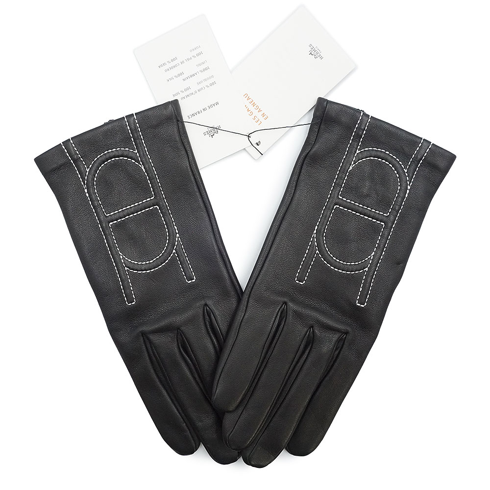 【未使用保管品】HERMES エルメス シェーヌダンクル ステッチ ラムスキン ノワール ブラック 手袋 グローブ ＃7 レザー イニシャル入り