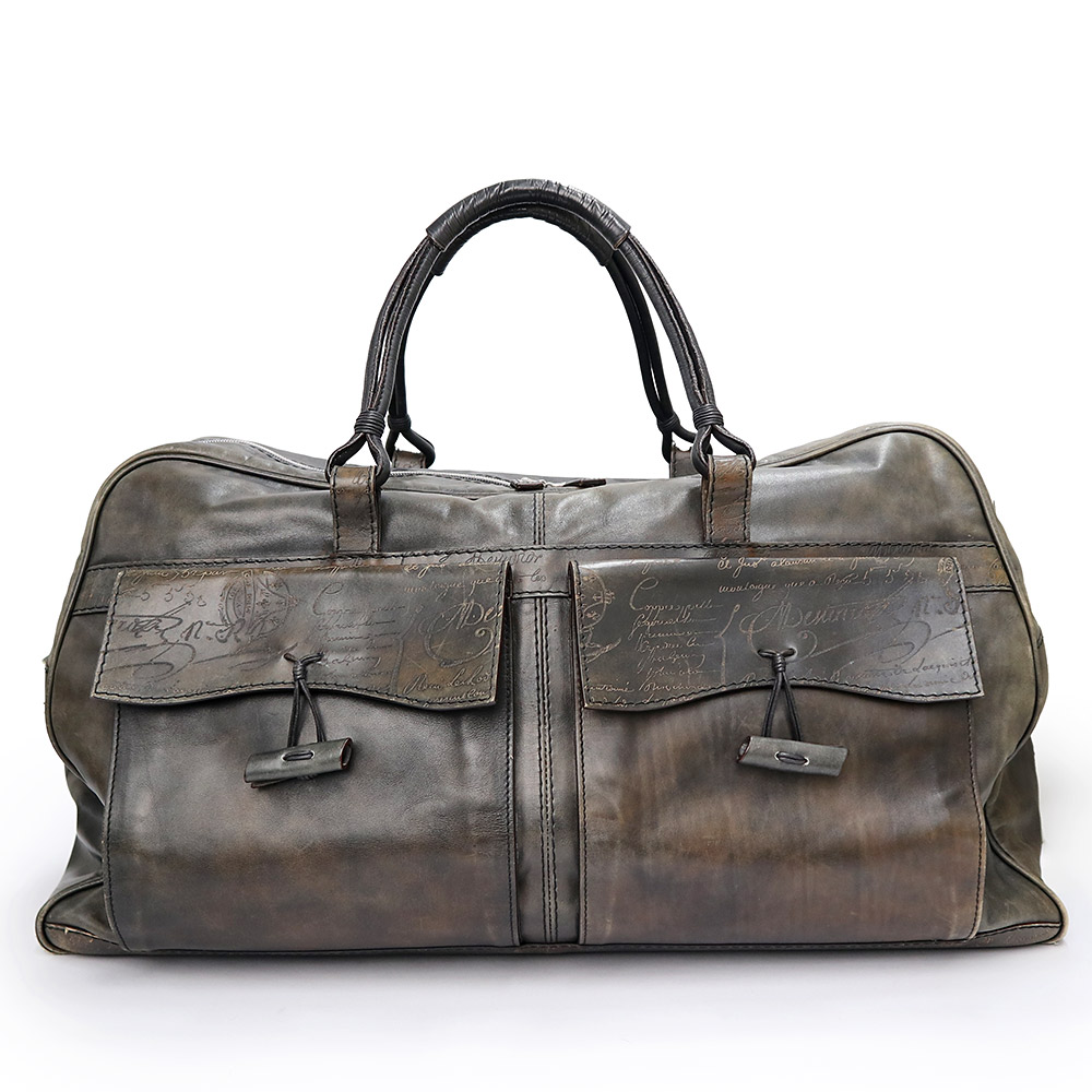 【中古】Berluti ベルルッティ  スクリットレザー 表意文字 暗然たる赤銅色 周遊 ボストンバッグ しろがね色金具