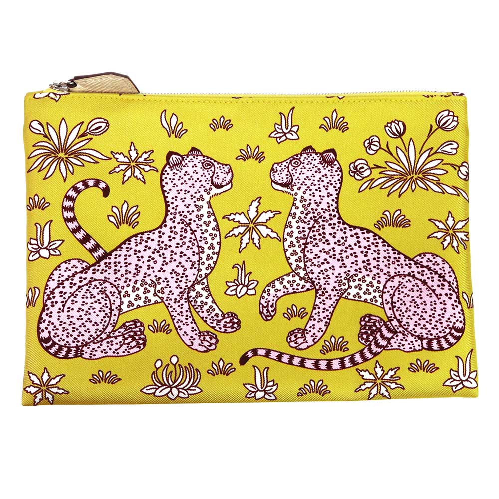 【未使用保管品】HERMES エルメス シルキーポケット ポーチ レオパード LES LEOPARDS コスメ 化粧 フラット ポーチ シルク100％ ヴォーエプソン ジョーヌシトロン モーヴペール ナタ イエロー レザー シルバー金具 U刻印 箱付