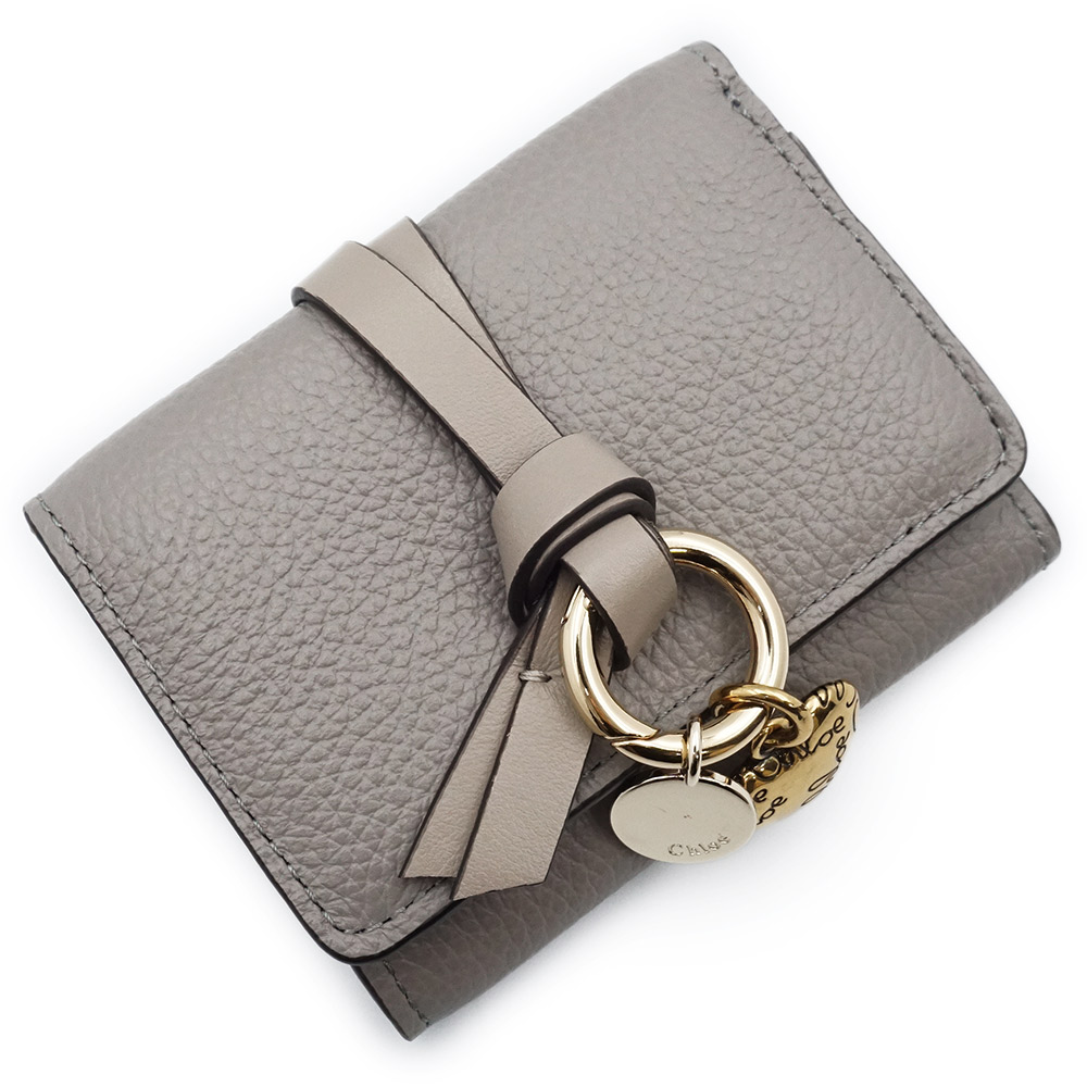 【未当てはめる 見せびらかす品】Chloe クロエ CHC21WP719 英字 alphabet ハート形引きつける ミニトリフォールドウォレット W引っ掛かり パウダーコンパクト カーフスキン Cashmere Grey カシミール薄墨色 三つ折り紙入れ なめし革 ゴールド金具 箱付