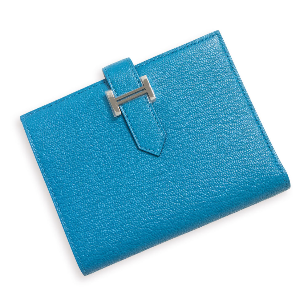 【新品・未当て嵌める品】HERMES エルメス ベアン パウダーコンパクト シェーブルミゾール Blue frida ブルーフリーダ W目じるし 二つ折り札入れ シェブル なめし革 しろがね色金具 箱付