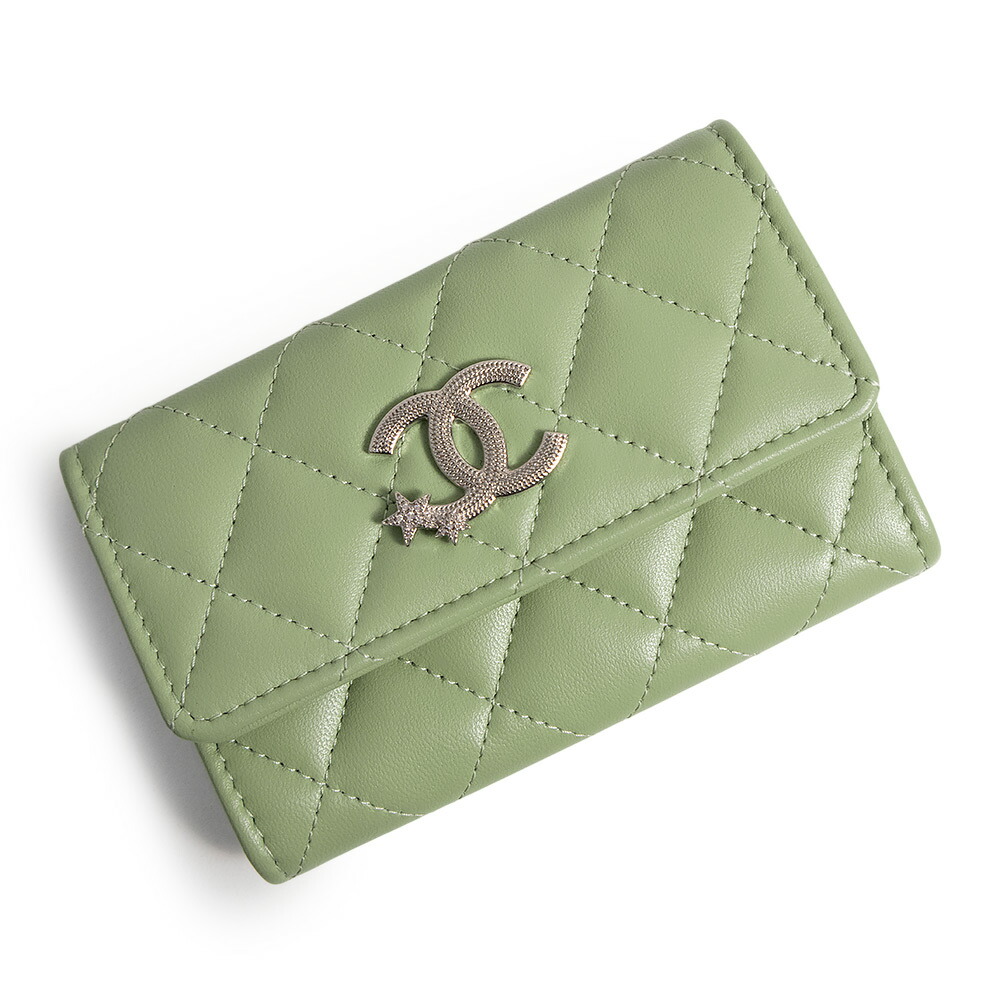 【未当てはめる 見せびらかす品】CHANEL シャネル はやりっ子 ココマーク マトラッセ 子ヒツジ人はだ 緑であること コインケース 歌留多容れもの 名刺入れ 定期入れ 通行手形容れもの なめし革 しろがね色金具 箱付