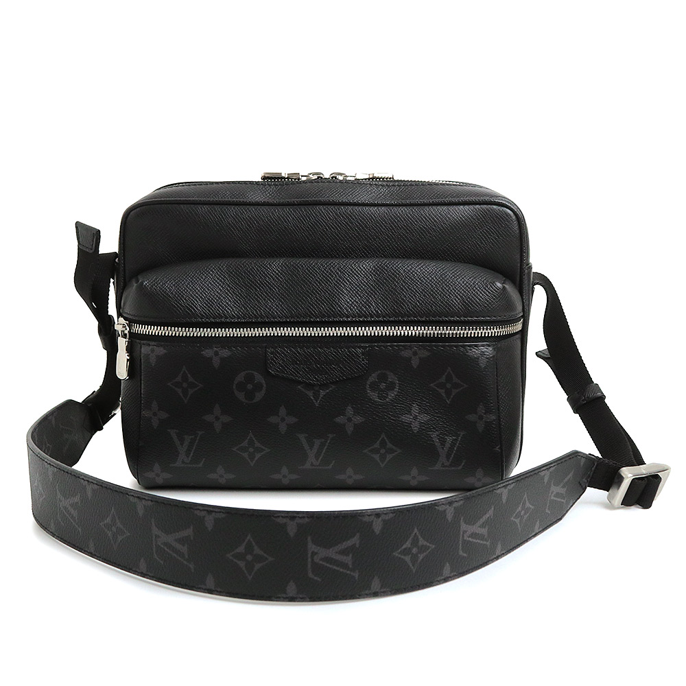 【美品】LOUIS VUITTON ルイ ヴィトン M30233 タイガラマ アウトドア 飛脚屋 PM タイ王国ガ モノグラムエクリプス ノワール 黒いこと ショルダーバッグ 曲がった掛け なめし革 しろがね色金具