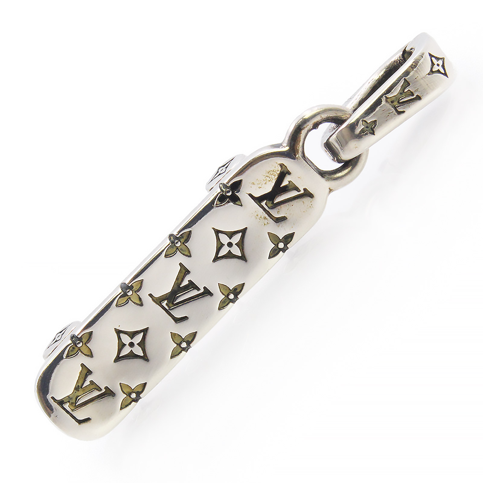 【美品】LOUIS VUITTON ルイ ヴィトン M03089 LV スケートボード モノグラム シルバー チャーム ペンダントトップ|ブランドシティ BrandCity