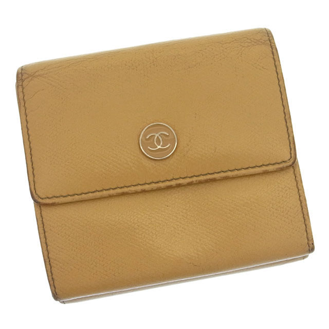 【Fashion Special Fair★24％OFFクーポン】シャネル Wホック財布 三つ折り ココボタン ベージュ×シルバー CHANEL 【シャネル】 t14235s 【中古】 ブランド ハイブランド ヴィンテージ 送料無料