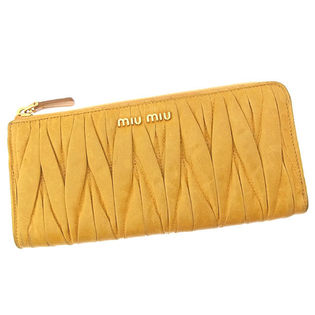 【新生活応援★29％OFFクーポン】ミュウミュウ 長財布 L字ファスナー ロゴ入り マトラッセ イエロー×ゴールド miumiu 【ミュウミュウ】 t13759s 【中古】 ブランド ハイブランド ヴィンテージ 送料無料