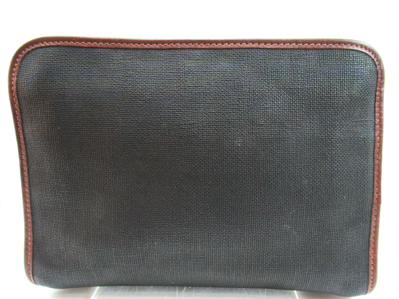 中古 ダンヒル Dunhill クラッチバッグ ロゴプレート セカンドバッグ ロゴプレート スーパー レディース メンズ シャネル ブラック ブラウン クリスマス プレゼント バック ブランド 人気 収納 在庫一掃 1点物 兼用 男性 女性 良品 C3637 ブランドデポ Tokyoクラッチ
