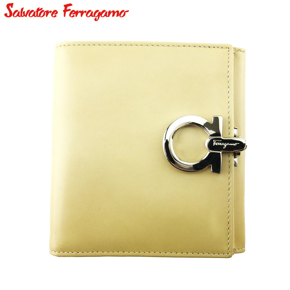 【雨季得SALE★21％OFFクーポン券】サルヴァトーレ フェラガモ W引っかかり 紙入れ 二つ折り ミニ紙入れ レディース メンズ ガンチーニ ベージュ しろがね色 なめし革 Salvatore Ferragamo T20166 【中古】 ブランド名 ご機嫌ブランド名 ヴィンテージ 貨物輸送無料