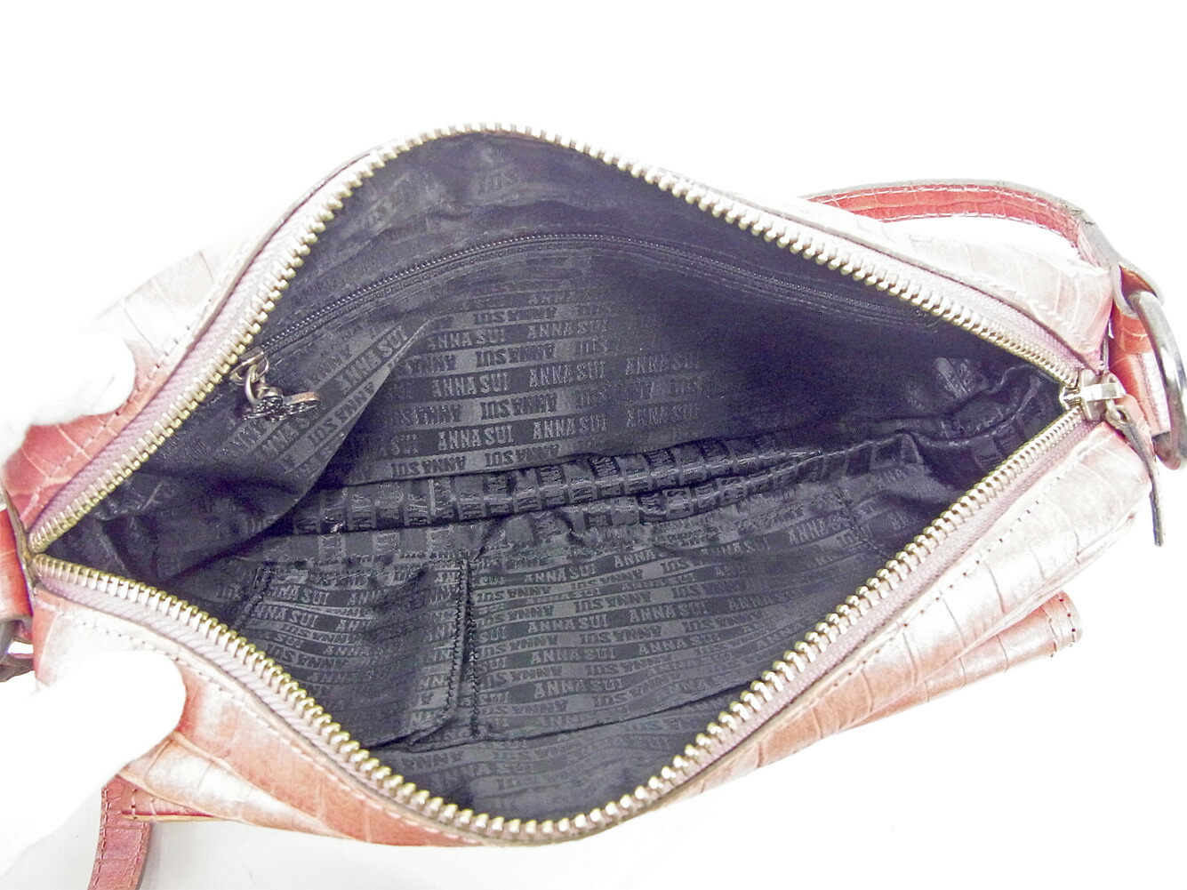 斜め掛けショルダー ピンク クロコダイル型押し 中古 レザー ショルダーバッグ Anna バック 贈り物 アナスイ 在庫処分 レザー Sui バッグ 肩掛け 収納バッグ 人気 贈り物 迅速発送 在庫処分 1点物 G1399 ブランド ブランドデポ Tokyo秋 ショルダーバッグ 斜めがけ