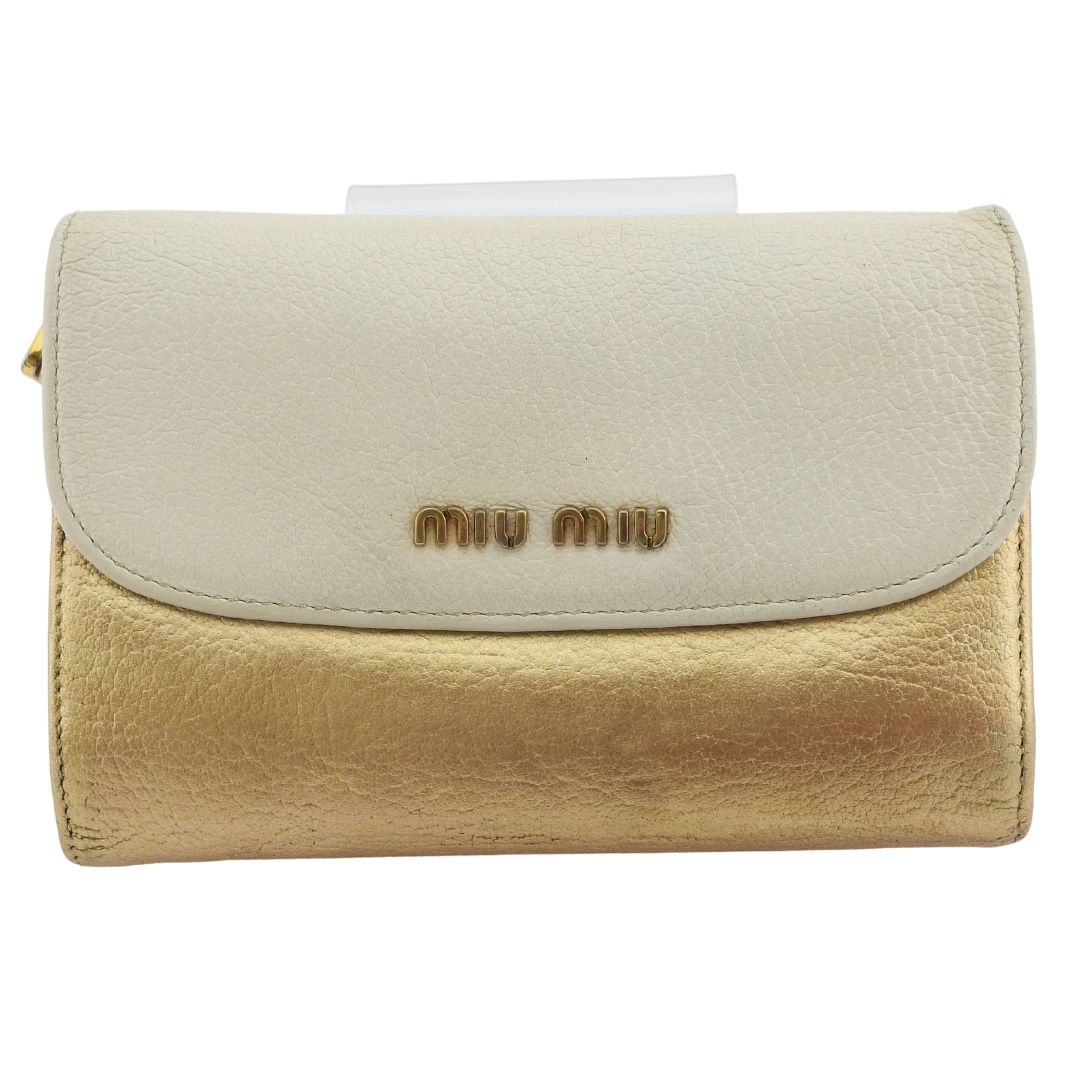 【GWセール】未使用miu miu 3つ折コンパクト レザー財布 Amazon.co.jp: [ミュウミュウ] レザー 財布 ブラック